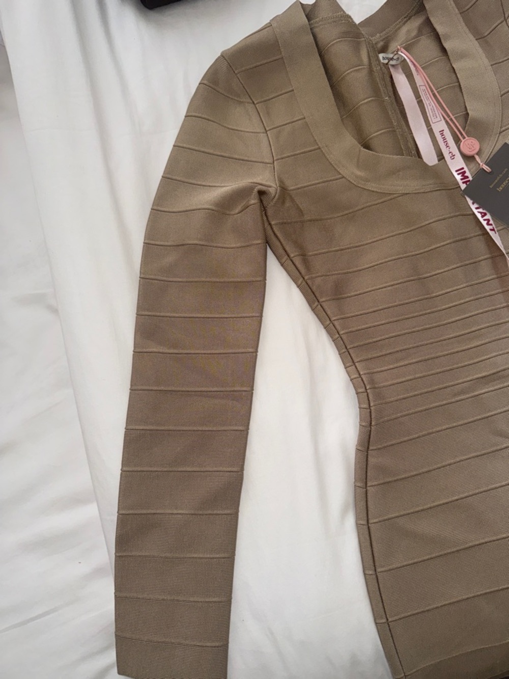 HOUSE of CB :
THE OG' LATTE LONG SLEEVE BANDAGE MINI DRESS - Picture 3 of 4